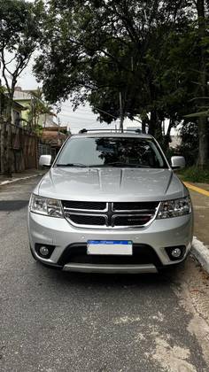 DODGE JOURNEY 3.6 RT V6 GASOLINA 4P AUTOMÁTICO DODGE JOURNEY 3.6 RT V6 GASOLINA 4P AUTOMÁTICO